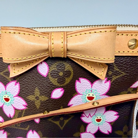 LOUIS VUITTON Monogram Cherry Blossom Takashi Murakami Pochette Accessories Bag - Picture 11 of 11